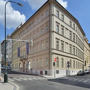 Ea Hotel New Town